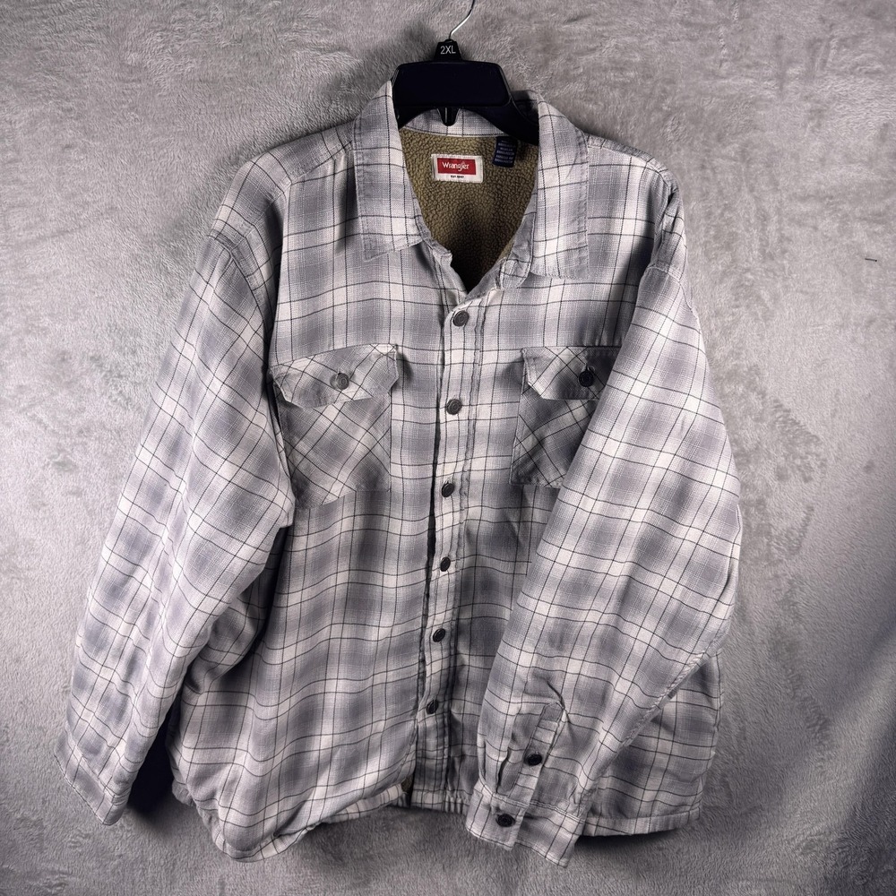 Wrangler Jacket Mens XL Gray Plaid Sherpa Lined Flannel Snap Front Workwear